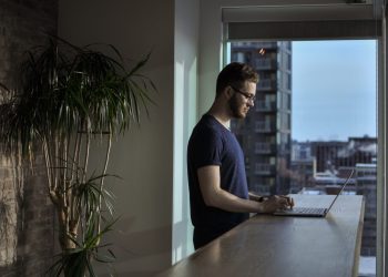 Shopify: Shopify free and start a business or grow an existing one