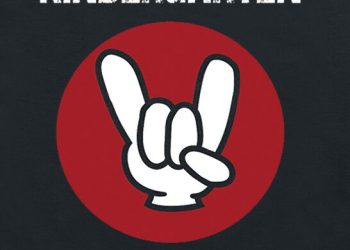 Stand Out from the Crowd: How to Get Customized Printed T-Shirts with official-EMPv