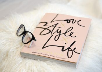 Empower Your Life: 7 Lifestyle Tips for Women to Boost Confidence and Self-Care