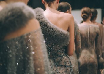 Your Style: Why Official-Oqvestir is the Go-To Place for Women’s Fashion