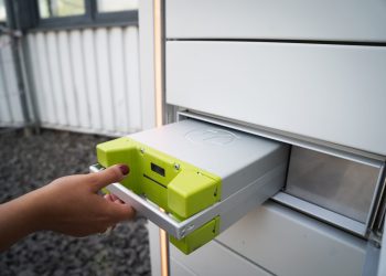 Experience Hassle-Free Battery Replacement with Official-YourMechanic