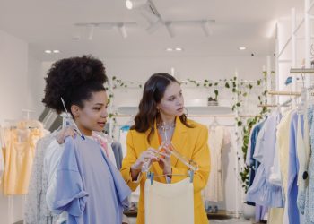 Official Calzedonia: The Ultimate Destination for Fashion-Forward Women