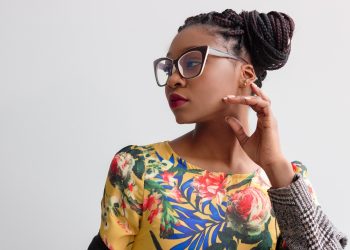 Fashion Meets Function: Explore Trendy Eyewear at Official-Zeelool