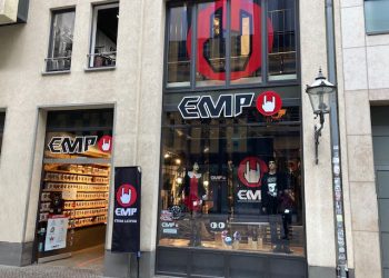 Personalize Your Wardrobe with Custom Printed Tees from Official-Emp