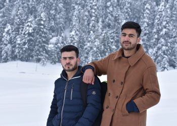 Dress to Impress: Explore the Stunning Collection of Classy Clothing on Official-Answear.