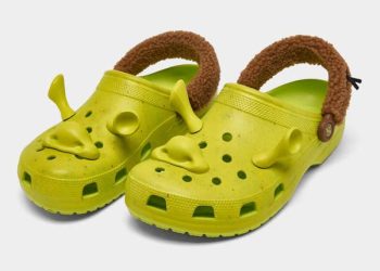 Walk in Comfort and Style with Official-Crocs: The Perfect Combination