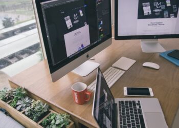 From Drab to Fab: Revamp Your Workstation with Drop for a Stylish Look