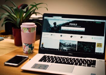 Stand Out from the Competition: The Benefits of Having a Professional Website with Jimdo