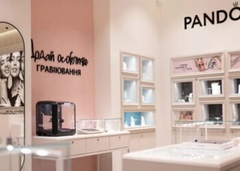 E-Pandora: Redefining Pandora’s Digital Shopping Experience