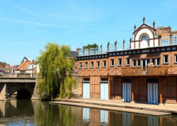 DFDS: Reliable Ferry Travel and Logistics Across Europe